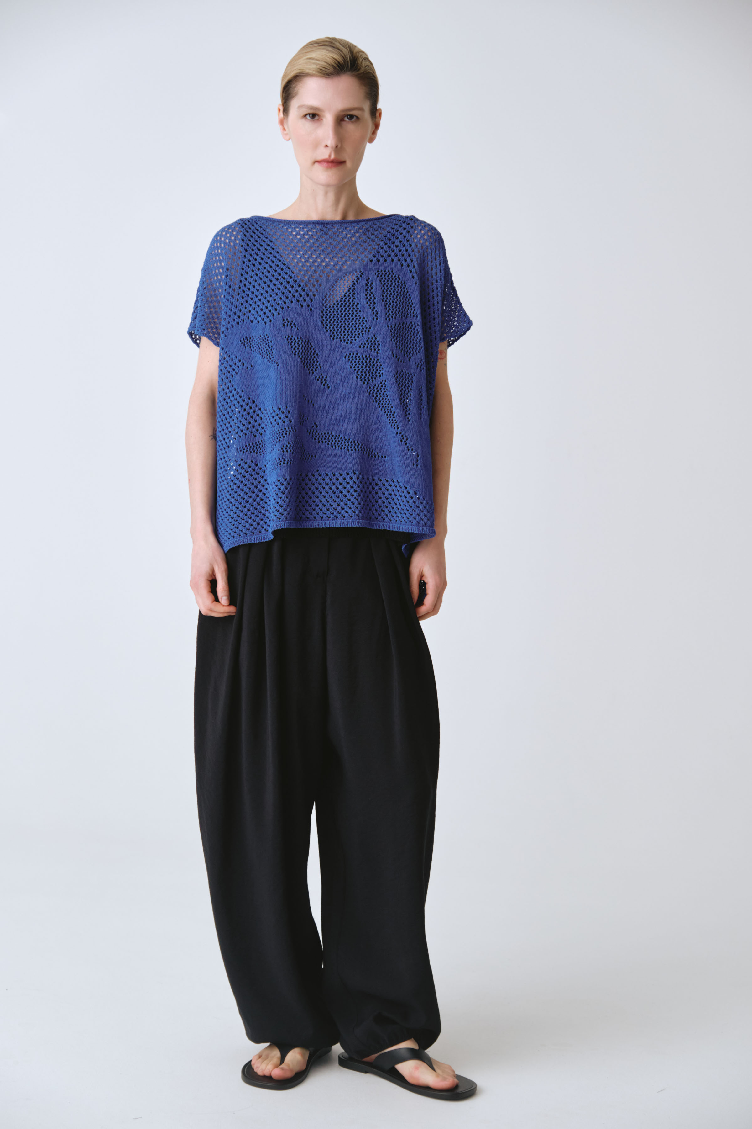 Джемпер с коротким рукавом Ажурная графика