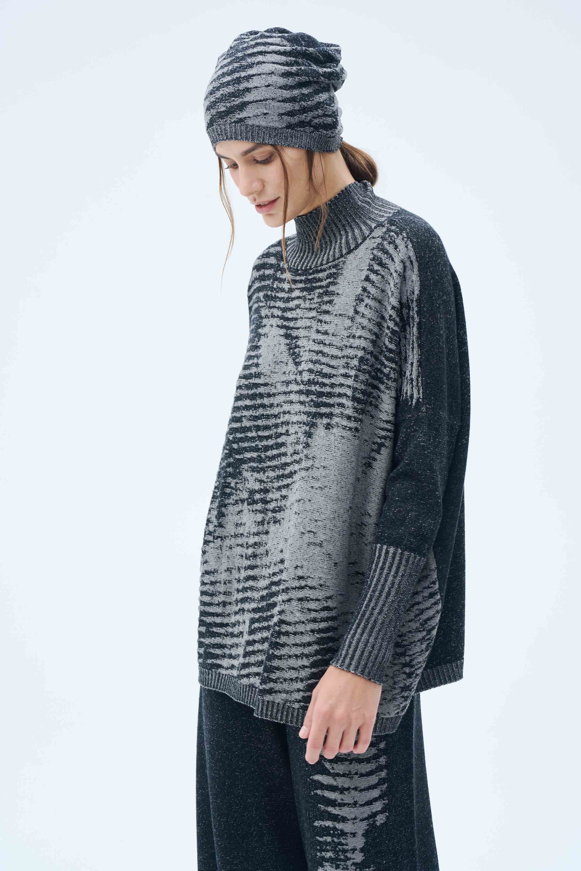 Джемпер Муары  от Lesel (Лесель)! Заказывайте по ✆ 8 (800) 777 02 37