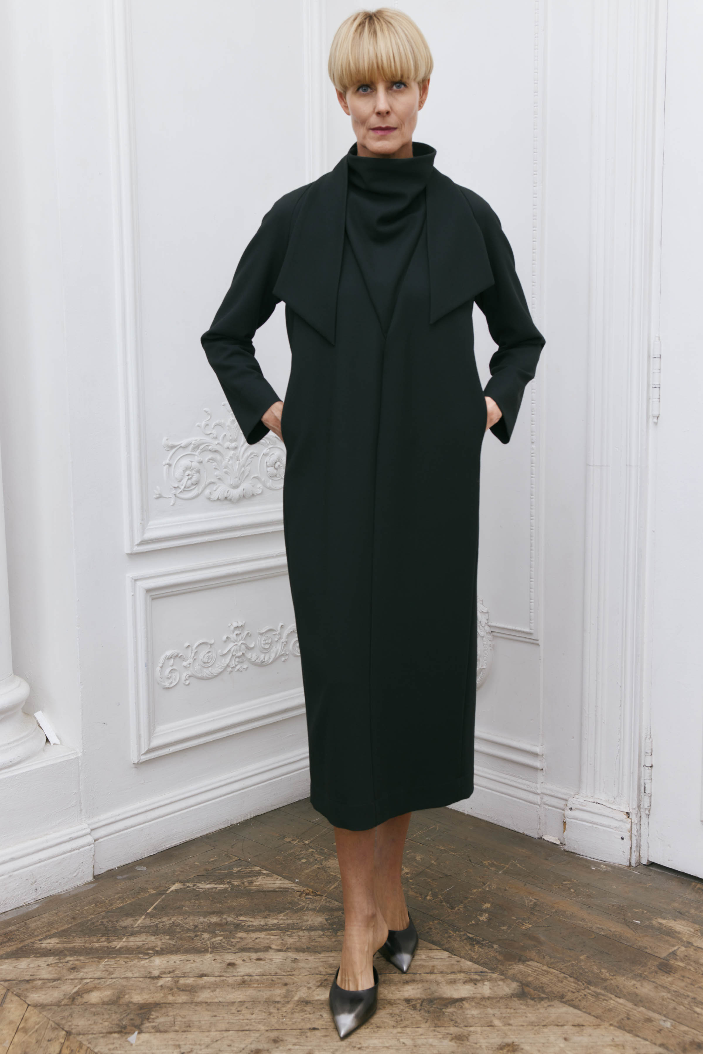 Платье с воротником Качели, длинный рукав 00 Черный (noir) от Lesel (Лесель)! Заказывайте по ✆ 8 (800) 777 02 37