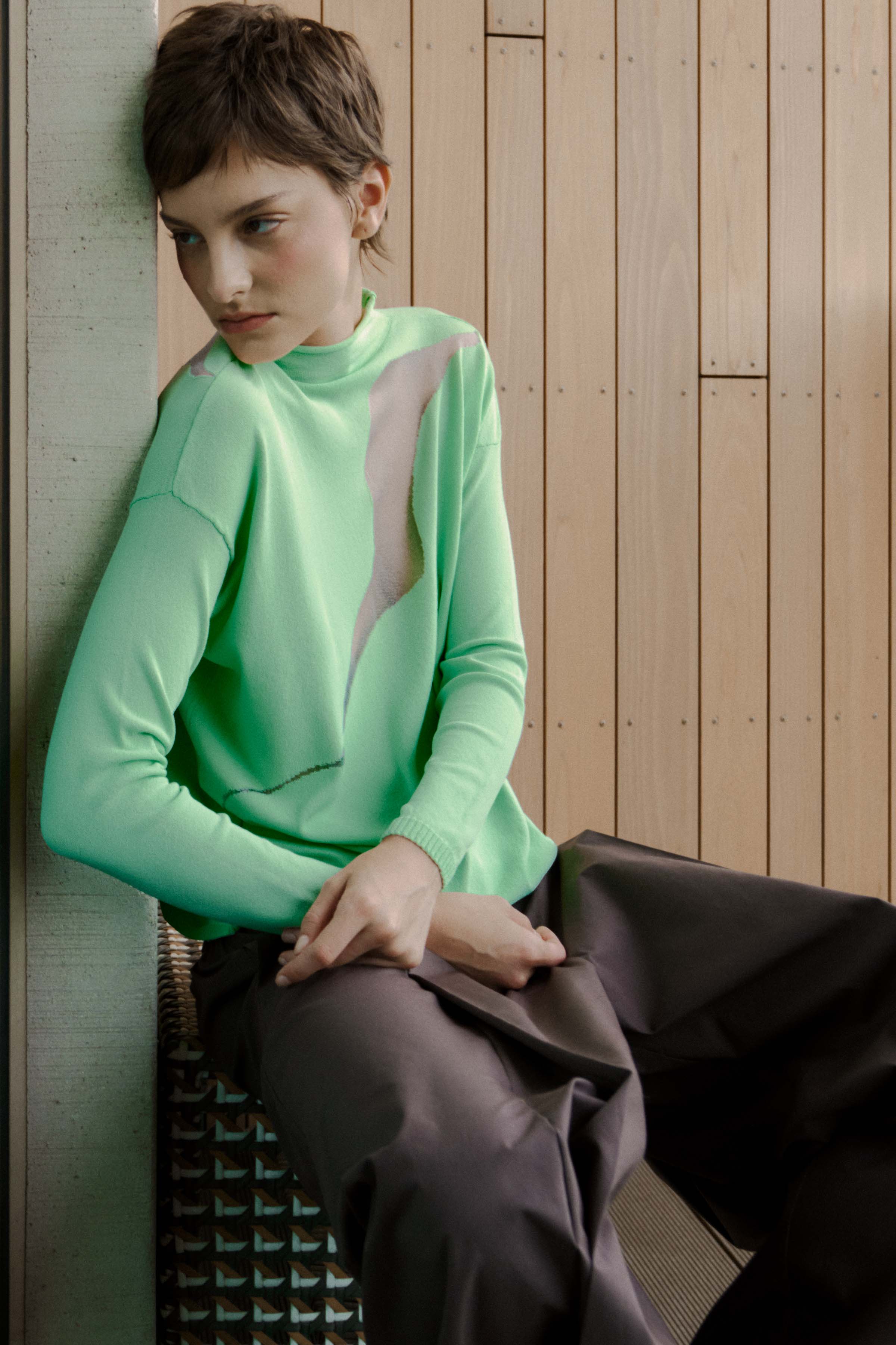 Джемпер водолазка Ломаная линия