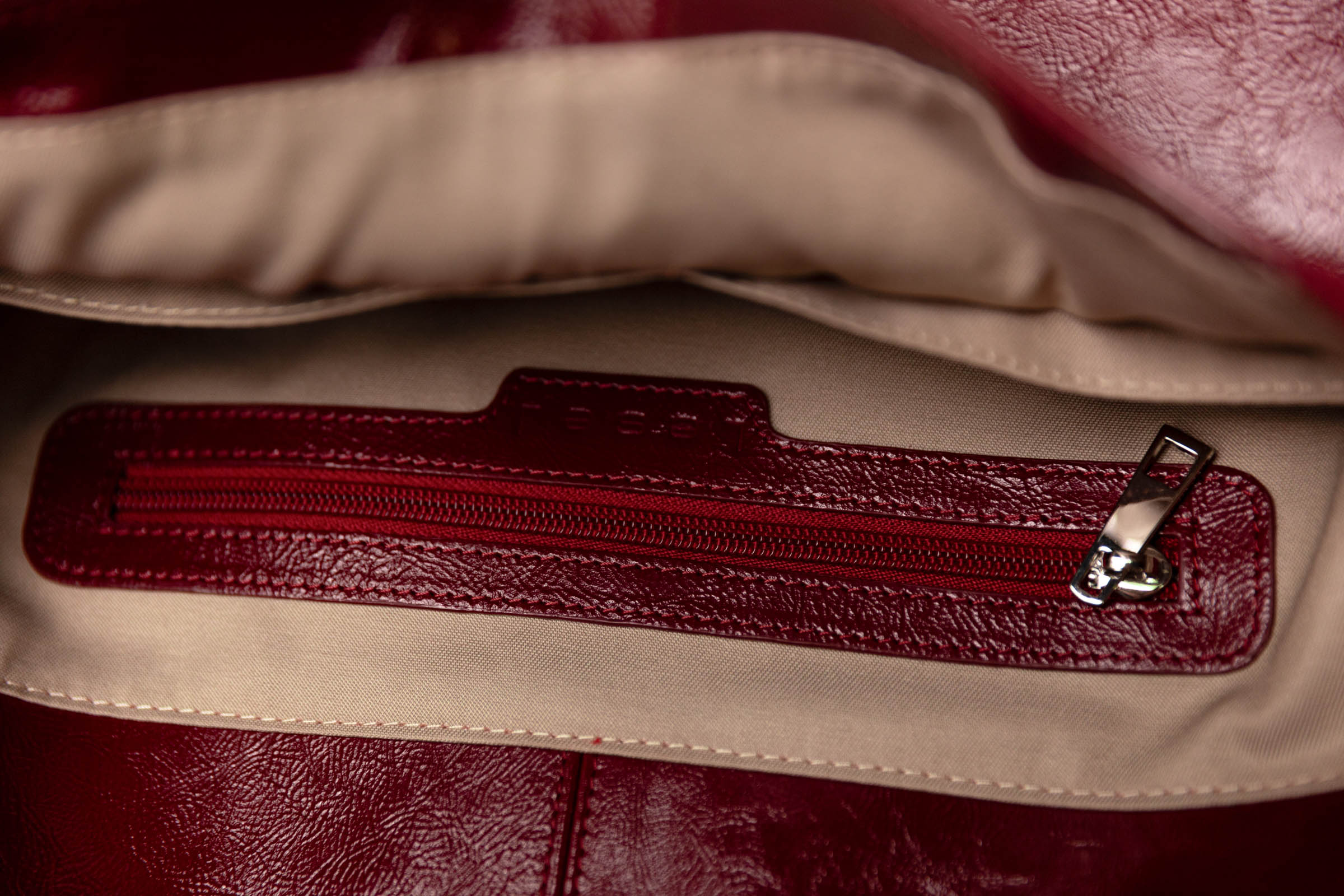 Сумка Doroty лак 27 Бордо (burdeaux) от Lesel (Лесель)! Заказывайте по ✆ 8 (800) 777 02 37