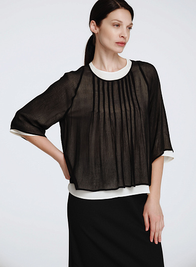 Блуза двухслойная, защипы, реглан