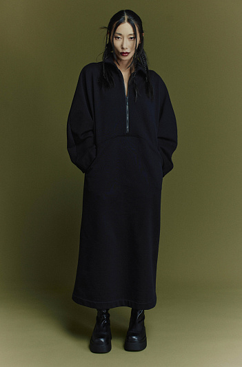 Платье с фигурными ластовицами, футер