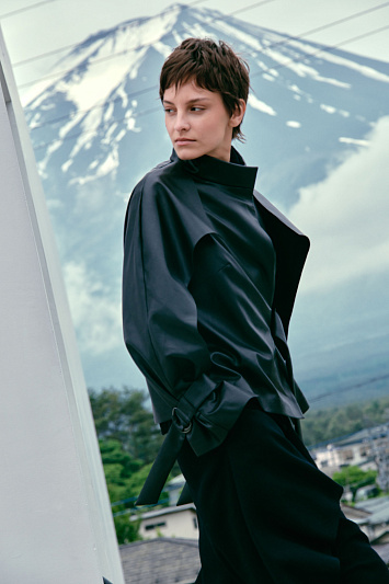 Тренч с пелеринами, короткий, кожа