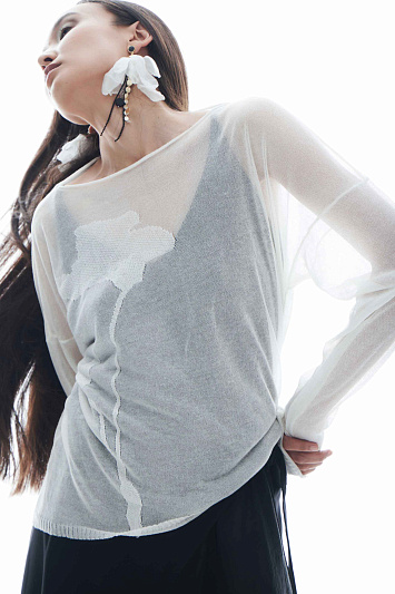 Джемпер Цветок с бутоном