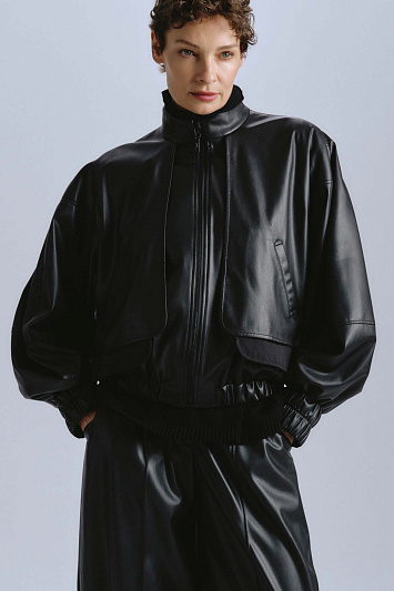 Бомбер многослойный, кожа