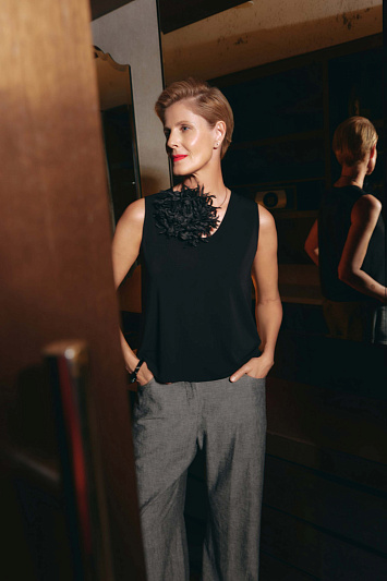 Блуза база, без рукавов, тонкий трикотаж